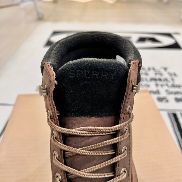 Men's Sperry Brewster Low Duck Waterproof Boot - Chocolate / Black - Picture 10 of 11